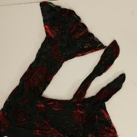 Holiday Wrap Blouse Silk Velvet Burnout Red Roses on Black Sexy Low V Sheer Sle - Picture 11 of 11
